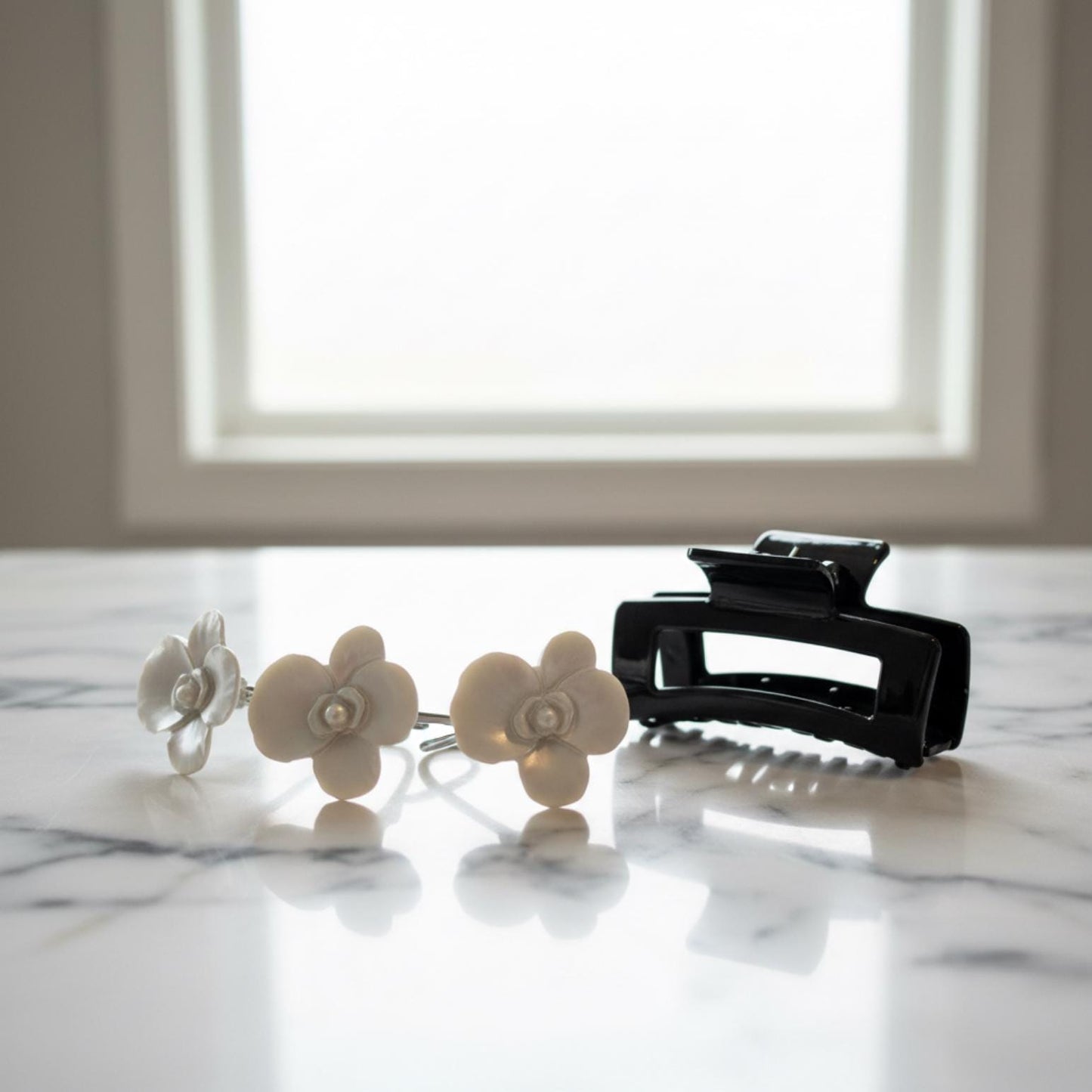 White Floral Curtain Hooks for Teen Bathroom