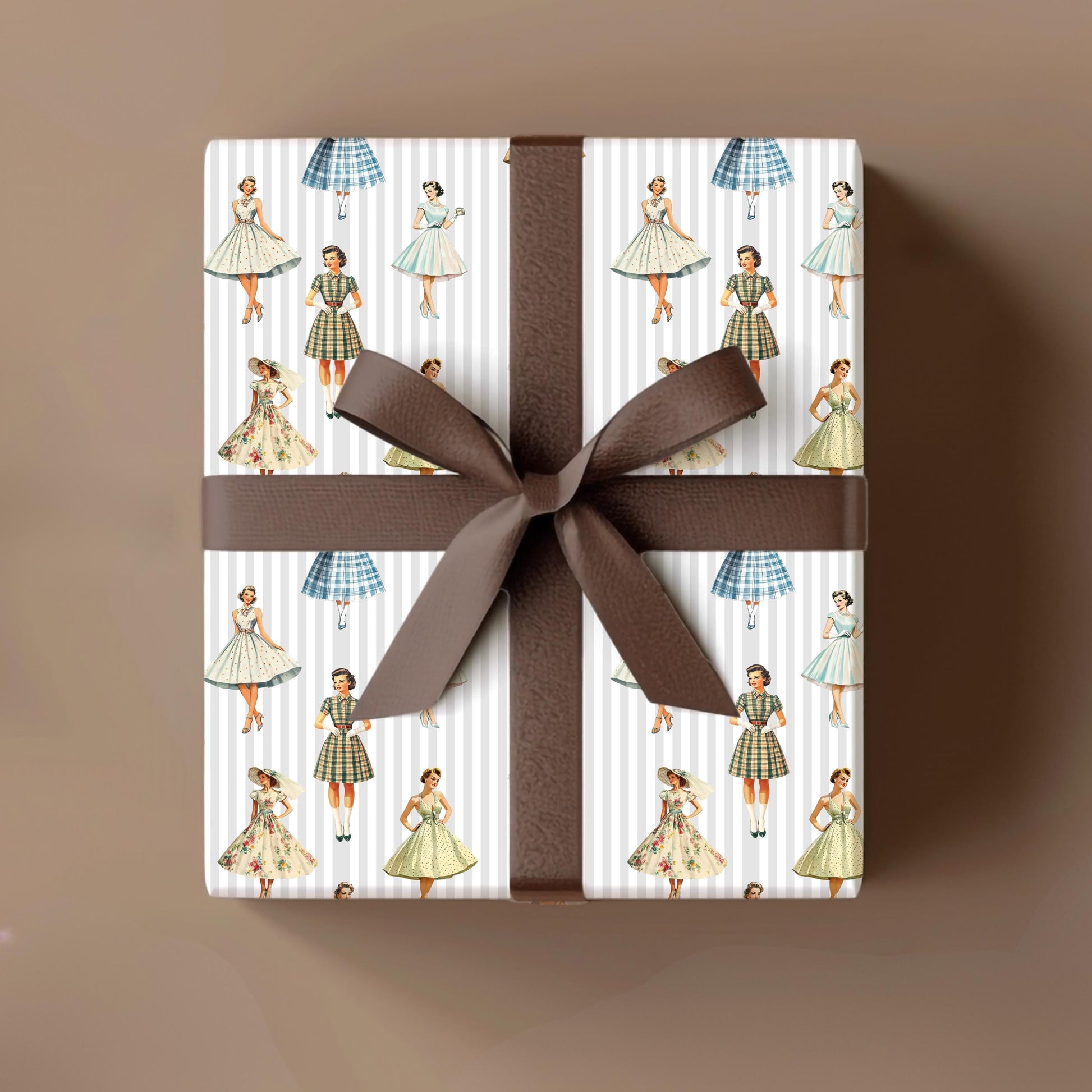 Vintage Bridal Shower Gift Wrap Elegant Wrapping Paper Vintage Women Pattern Wedding Shower Gift Wrap Feminine Stripe Paper Retro Vintage Design Gift Wrapping Paper Elegant Ladies Bridal Shower Gift Paper for Bride Wedding Party Wrapping
