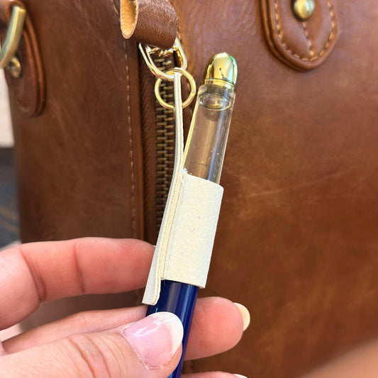 Nurse Lanyard Pen Holder Personalized Vegan Leather Clip for Scrubs Work Badge Accessory Hospital Staff Practical Bulk Gift Option for Her