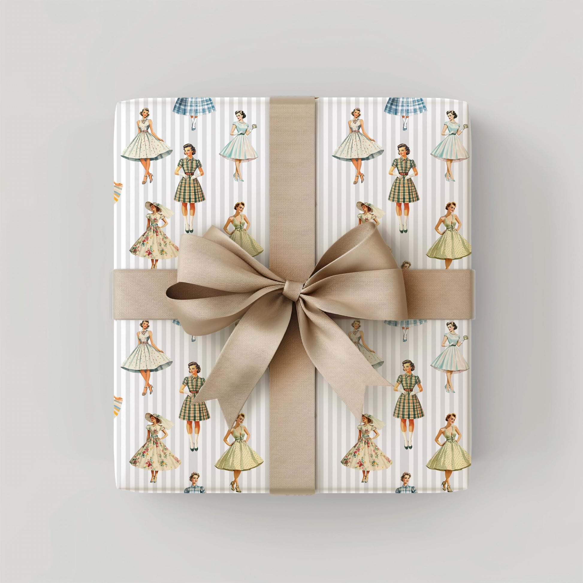 Vintage Bridal Shower Gift Wrap Elegant Wrapping Paper Vintage Women Pattern Wedding Shower Gift Wrap Feminine Stripe Paper Retro Vintage Design Gift Wrapping Paper Elegant Ladies Bridal Shower Gift Paper for Bride Wedding Party Wrapping